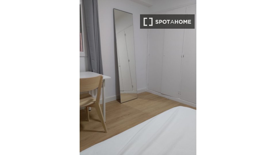 Habitación en piso compartido en Alicante (Alacant)