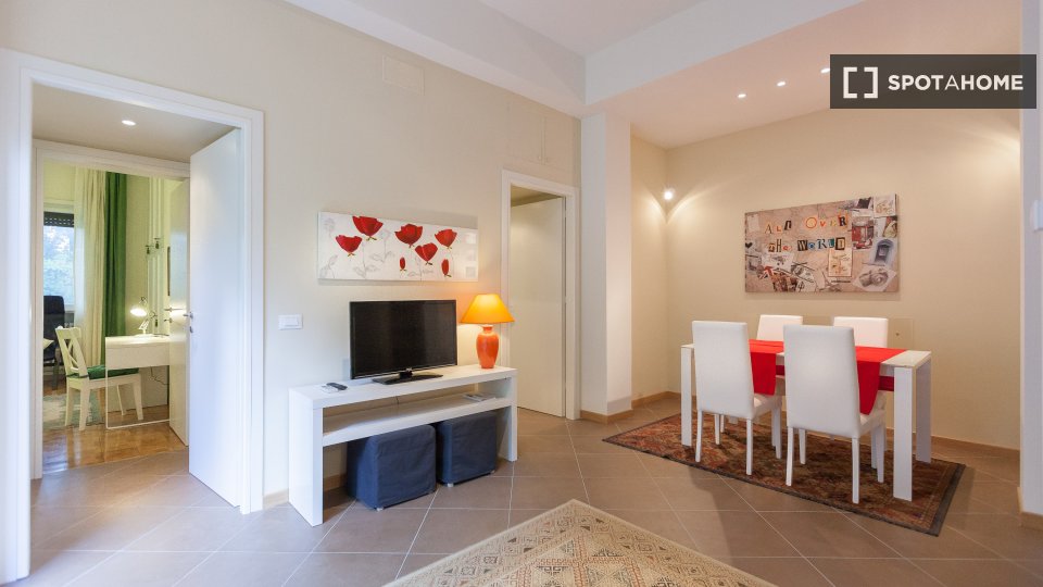 Apartment Rome, 2 beds — photo 5