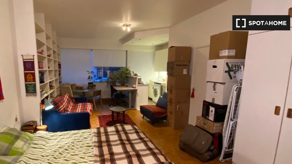 Apartment mono Brussels — photo 1