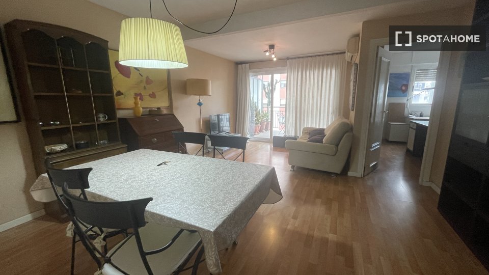 Apartment Valencia, 3 beds, 100m² — photo 2