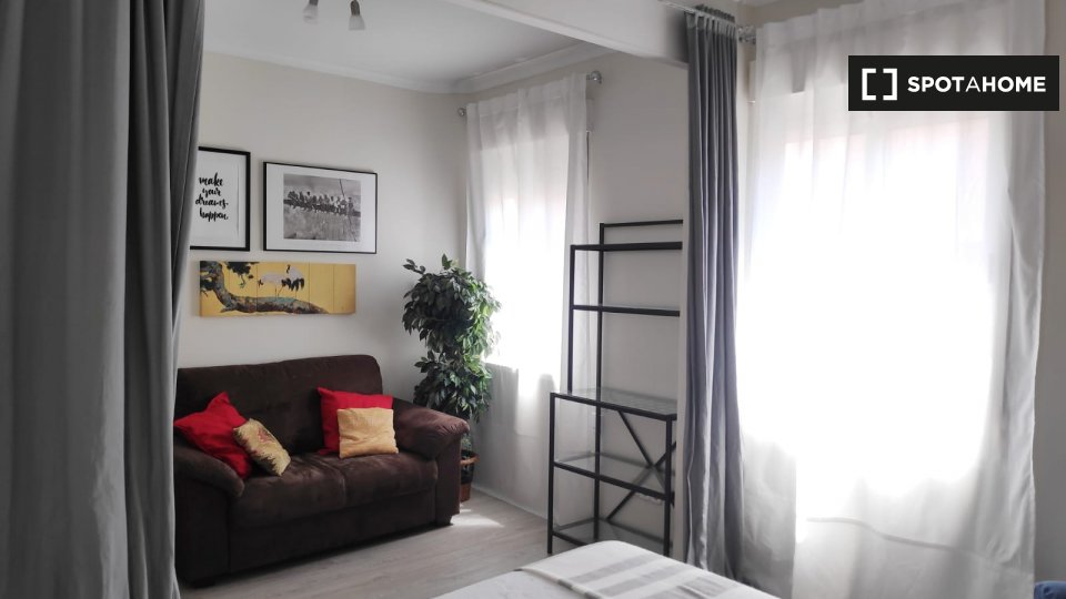 Apartment Madrid, 1 bed, 40m² — photo 5
