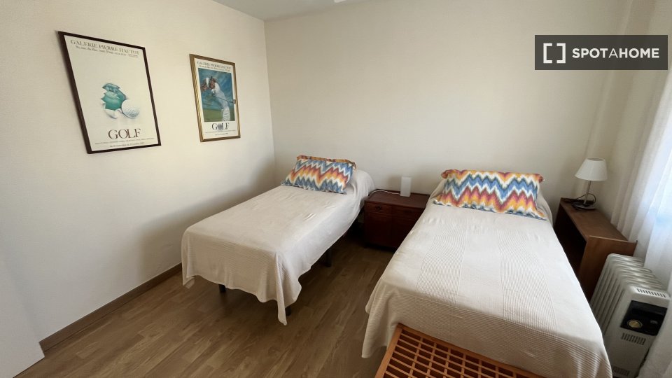Apartment Cadiz, 3 beds, 110m² — photo 8