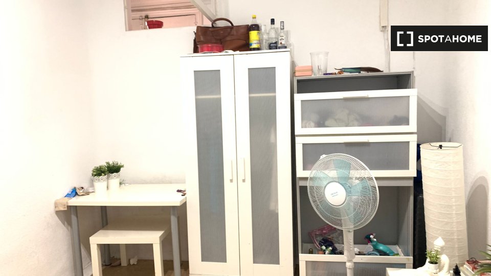 Double room Madrid, 9 beds — photo 3