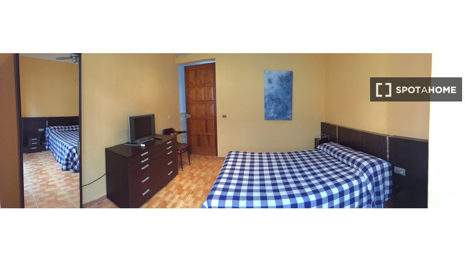Apartment Santa_Cruz_De_Tenerife, 1 bed, 63m² — photo 18
