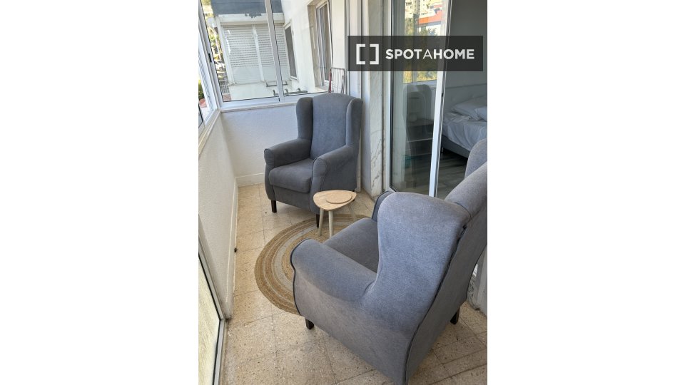 Apartment Lisbon, 3 beds, 89m² — photo 12
