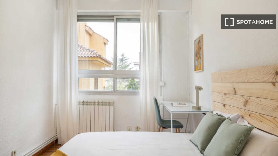 Double room Madrid, 10 beds — photo 35