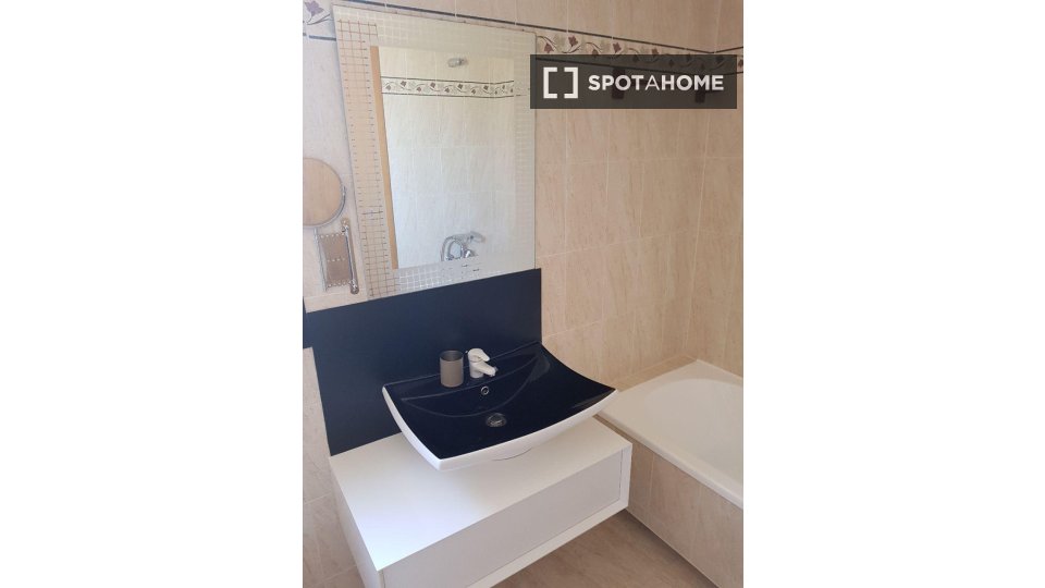 Apartment Alicante, 3 beds, 240m² — photo 1