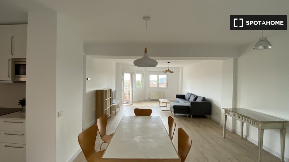 Apartment Madrid, 3 beds, 110m² — photo 9