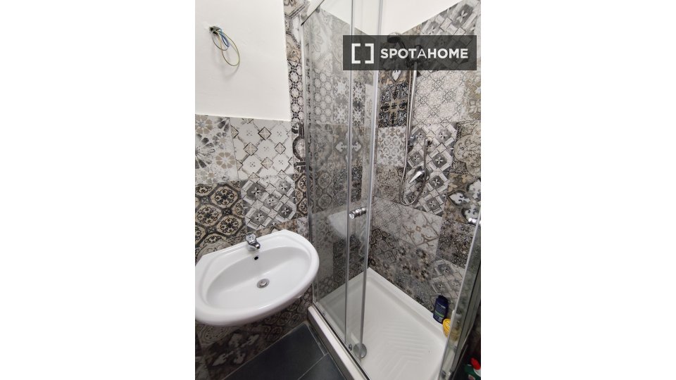 Double room Bologna, 8 beds, 150m² — photo 4