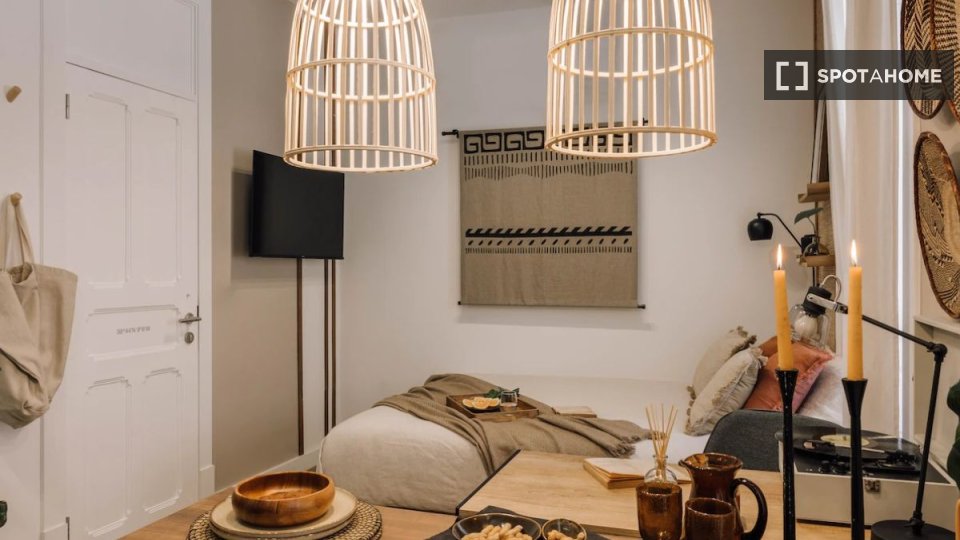 Apartment Lisbon, 1 bed — photo 4