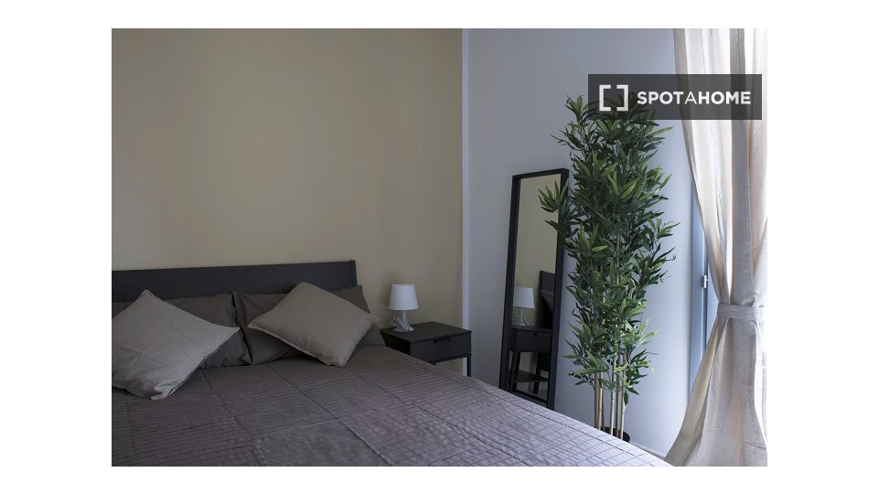 Double room Milan, 7 beds, 130m² — photo 1