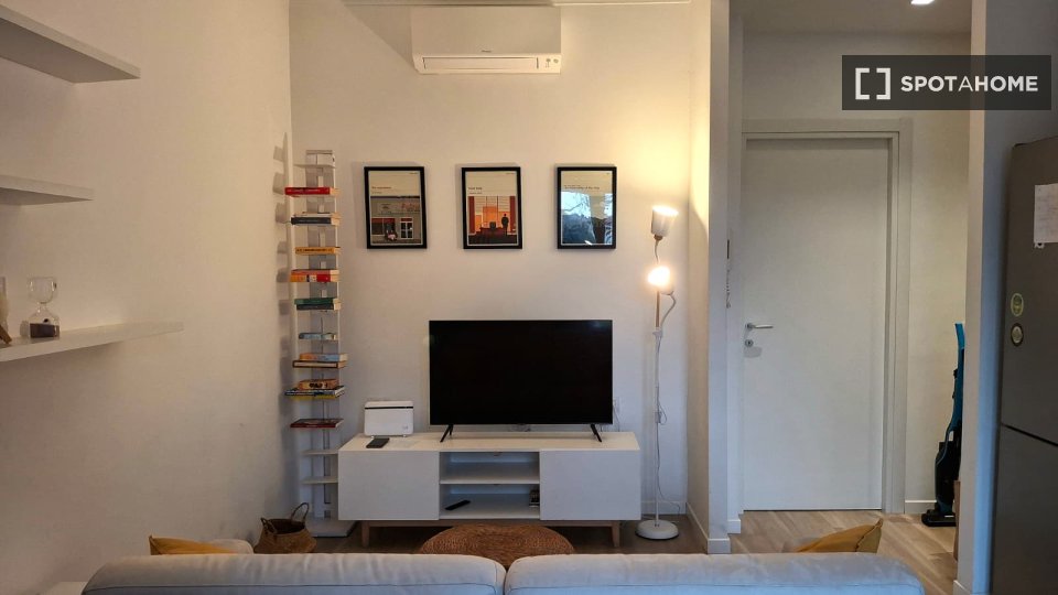 Apartment Milan, 1 bed — photo 5