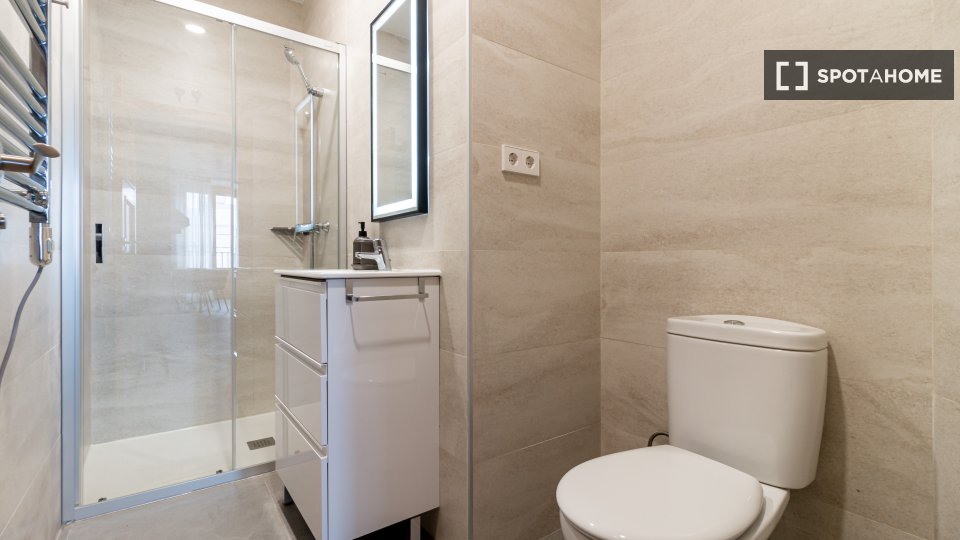 Apartment Madrid, 2 beds, 100m² — photo 3