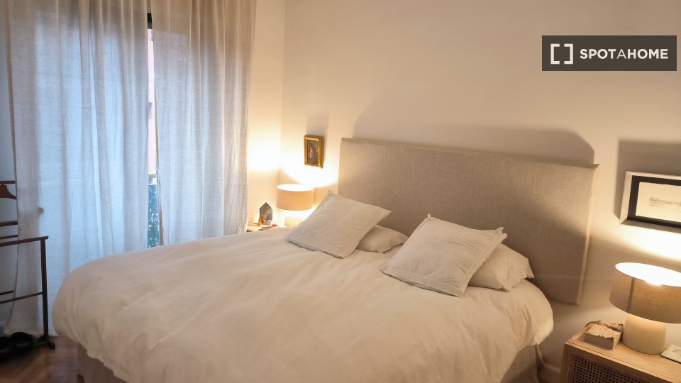 Se alquila habitación en Ciudad Jardín, Madrid