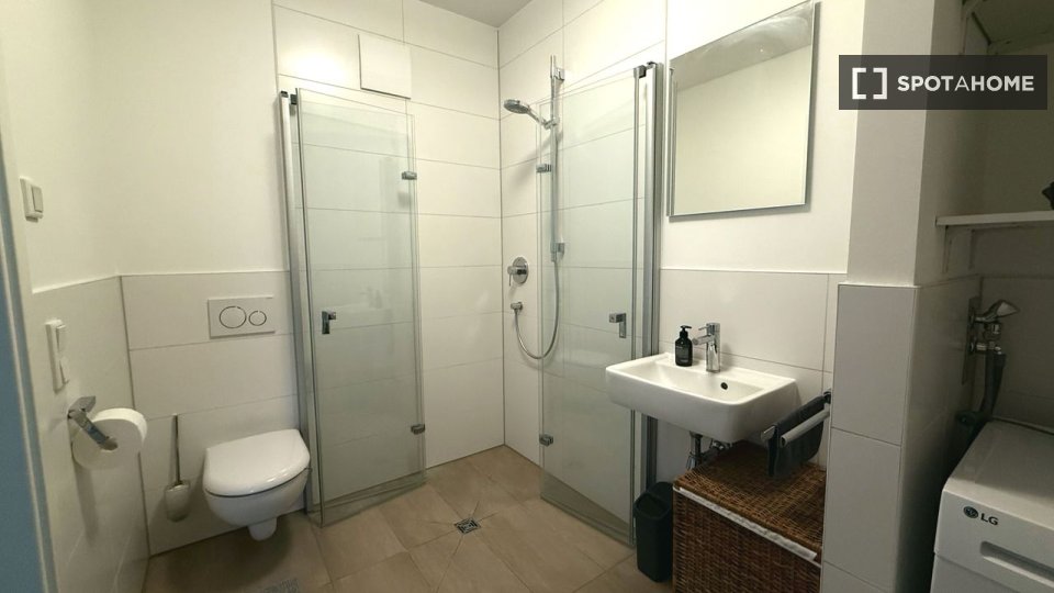 Apartment mono Berlin, 58m² — photo 3