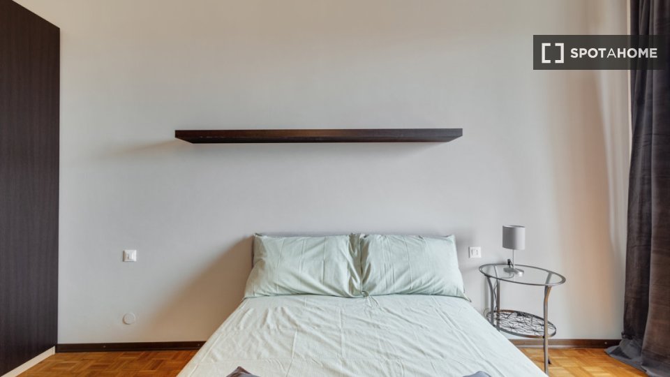 Double room Milan, 3 beds, 105m² — photo 12