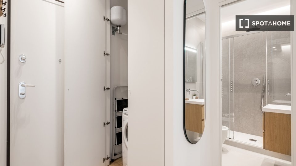 Apartment Rome, 1 bed — photo 2