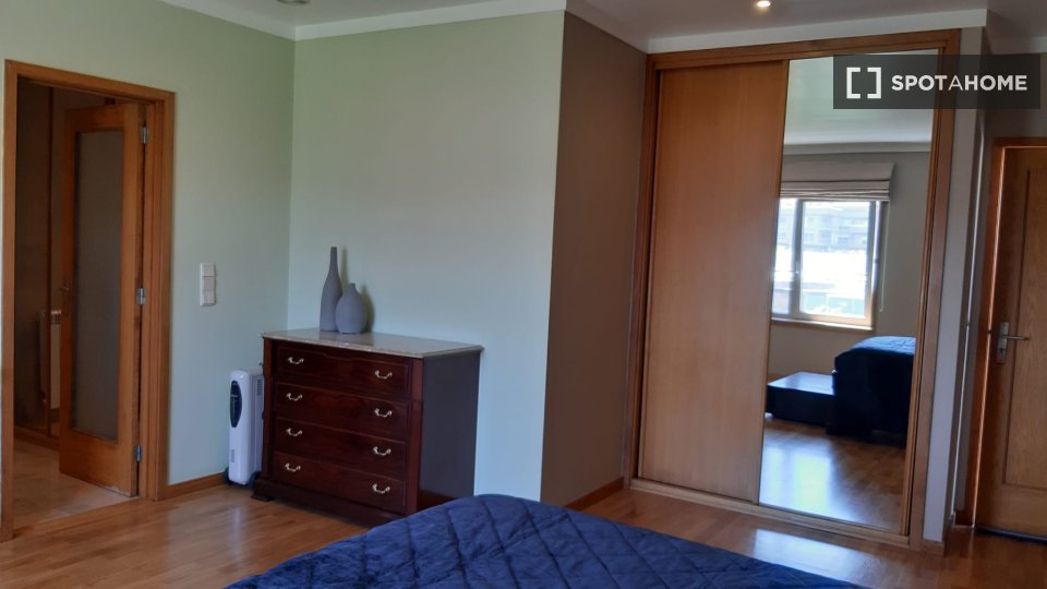 Apartment Porto, 3 beds, 230m² — photo 13