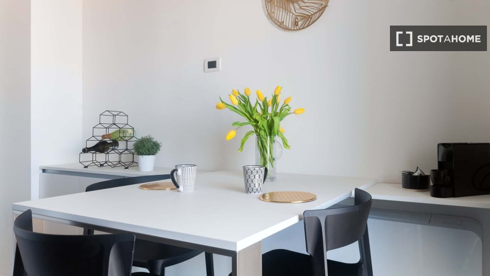 Apartment Milan, 1 bed, 92m² — photo 12