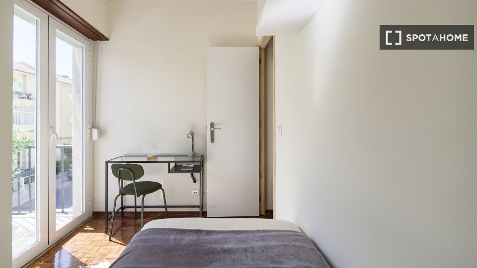 Double room Lisbon, 10 beds — photo 8