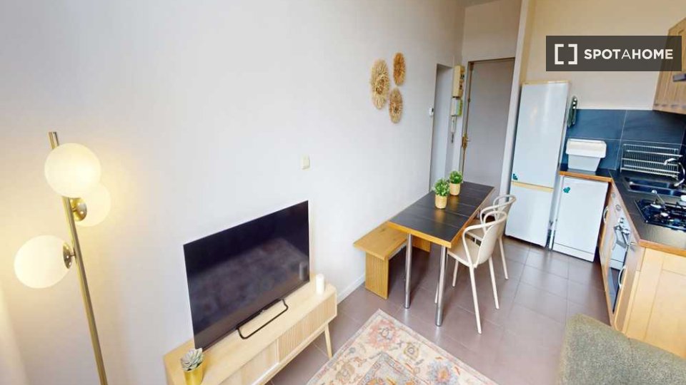 Double room Lyon, 3 beds, 70m² — photo 3