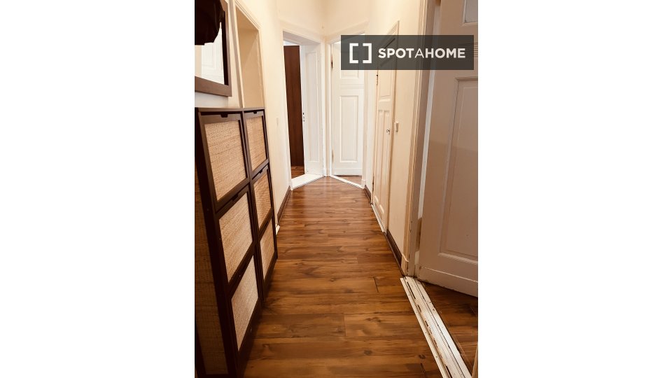 Double room Berlin, 3 beds, 20m² — photo 2