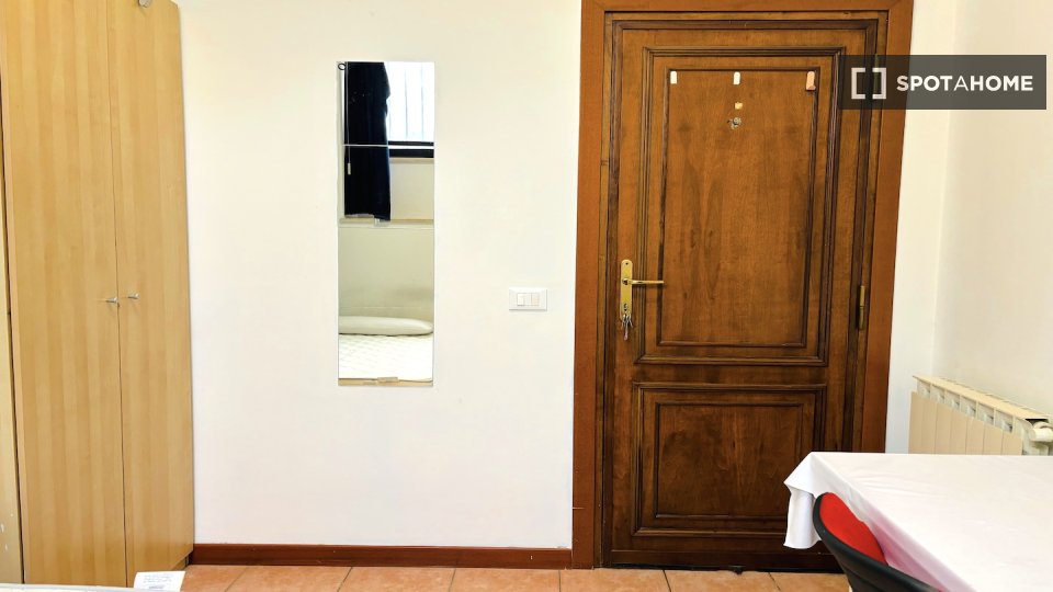 Double room Rome, 33 beds — photo 42