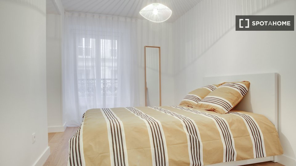 Double room Paris, 21 beds — photo 11