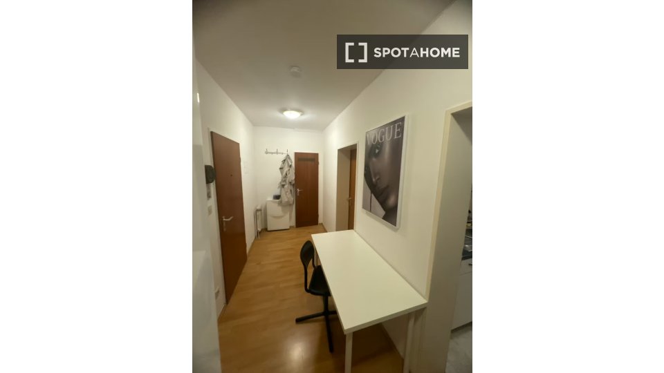 Double room Munich, 4 beds — photo 11
