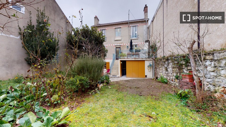 Double room Paris, 18 beds — photo 5