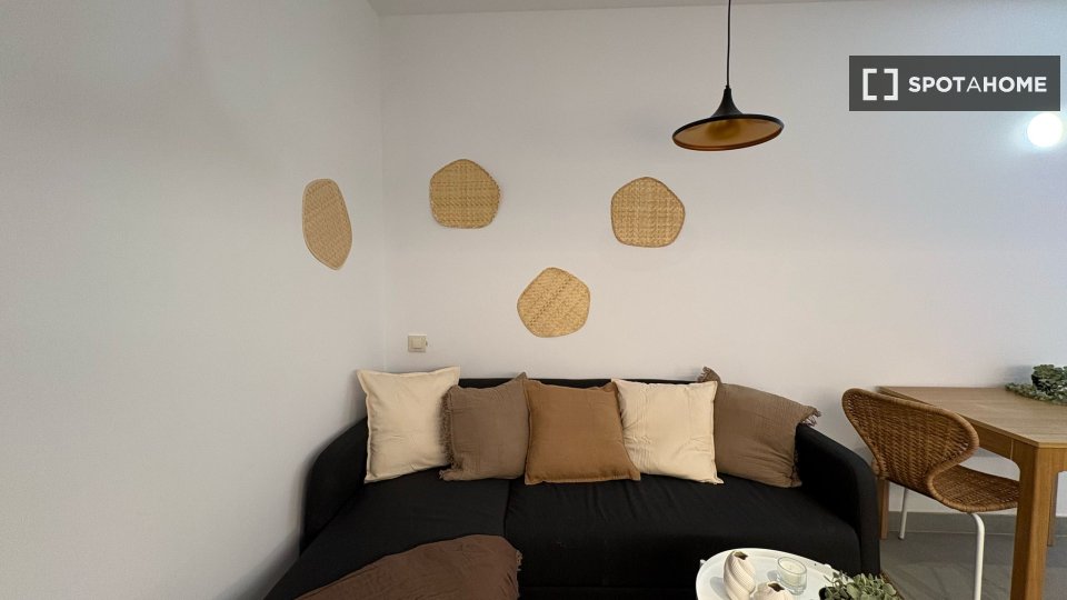 Double room Barcelona, 4 beds, 90m² — photo 5