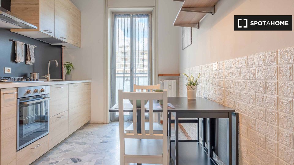 Double room Milan, 5 beds, 130m² — photo 2