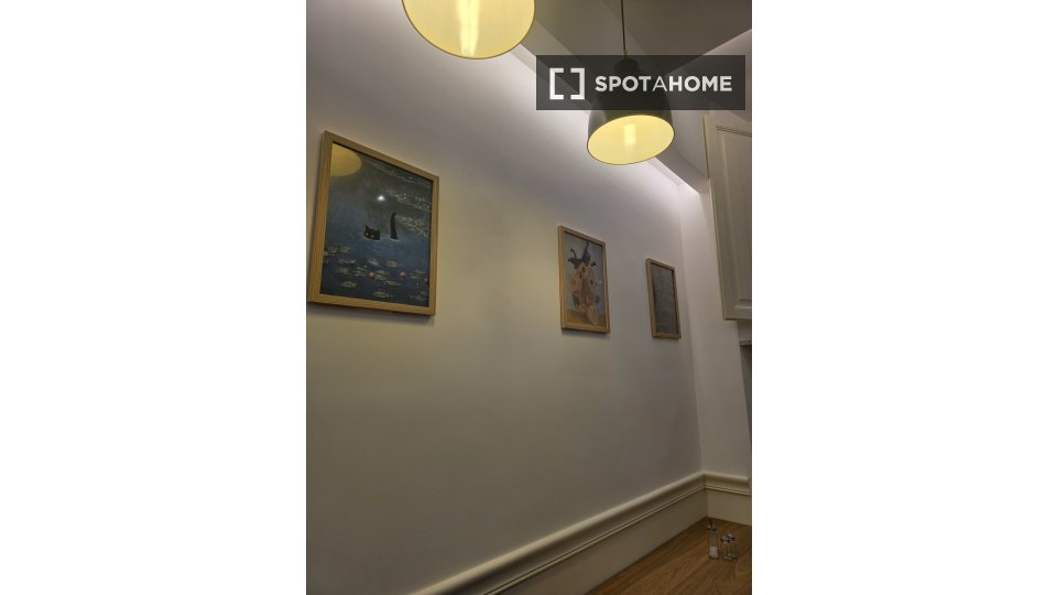 Double room Rome, 4 beds, 102m² — photo 13