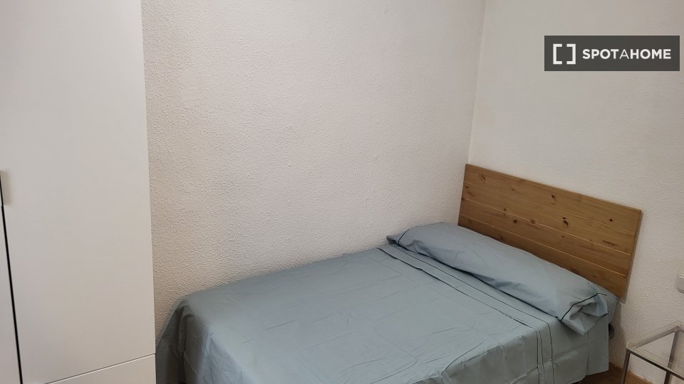 Habitación en piso compartido en Elx