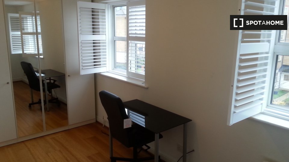 Double room London, 5 beds — photo 1