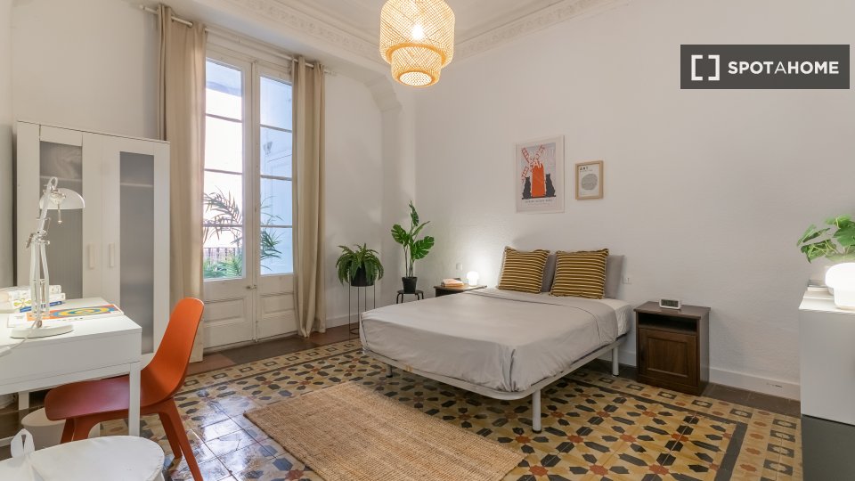 Double room Barcelona, 7 beds — photo 1