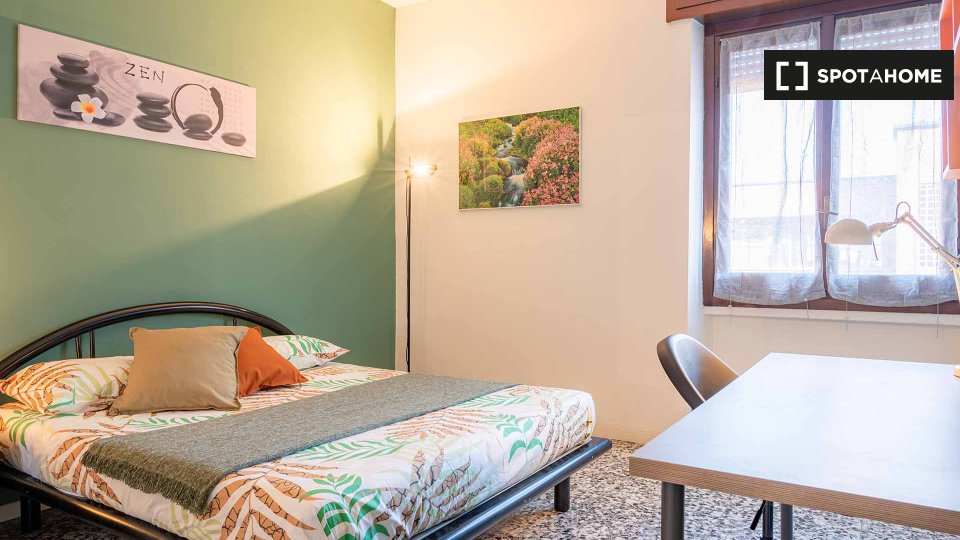 Double room Milan, 3 beds, 80m² — photo 15