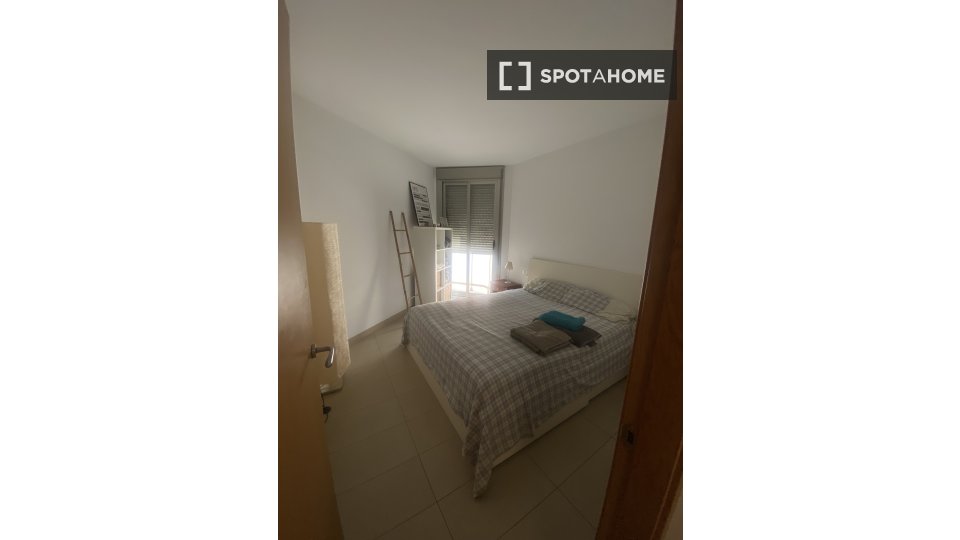Double room Palma_De_Mallorca, 2 beds, 83m² — photo 1