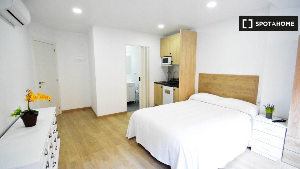 Double room Valencia, 5 beds — photo 14