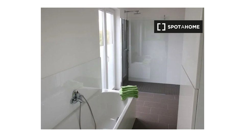 Apartment Berlin, 6 beds — photo 6