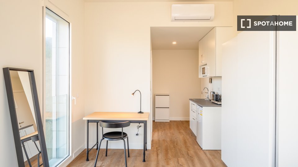 Apartment mono Lisbon, 20m² — photo 1