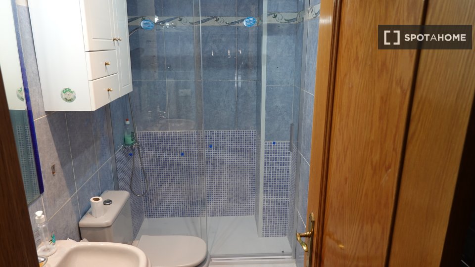 Double room Valencia, 5 beds — photo 3
