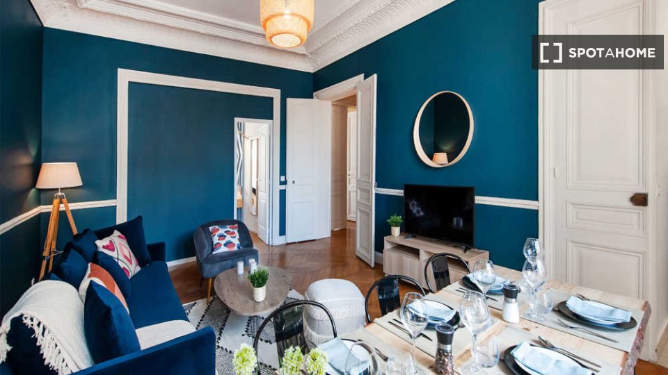 Double room Paris, 7 beds, 220m² — photo 11