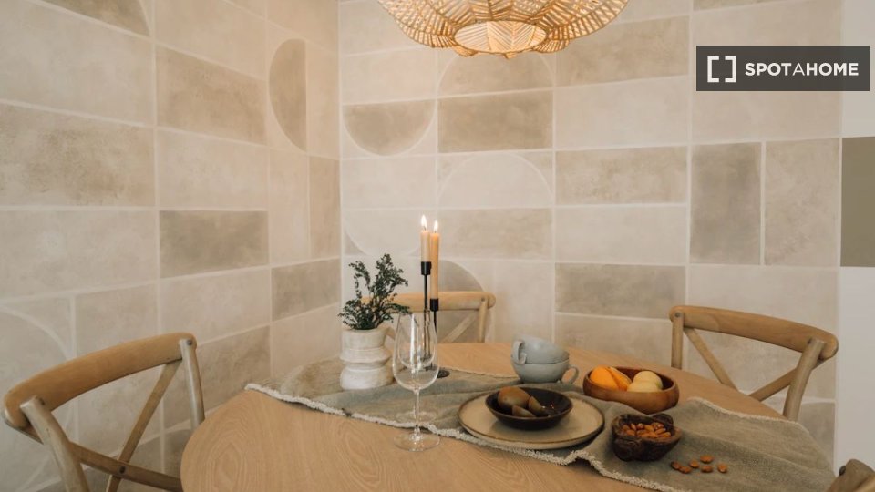 Apartment Lisbon, 1 bed — photo 12