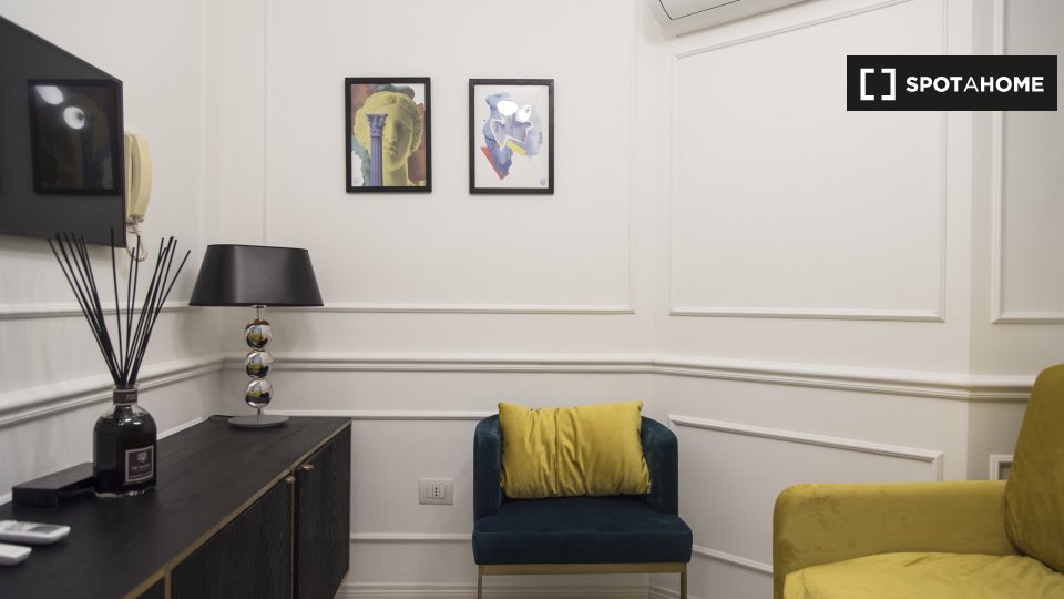 Apartment Milan, 2 beds, 62m² — photo 11