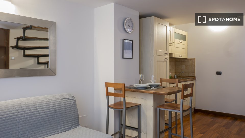 Apartment Milan, 1 bed, 37m² — photo 18