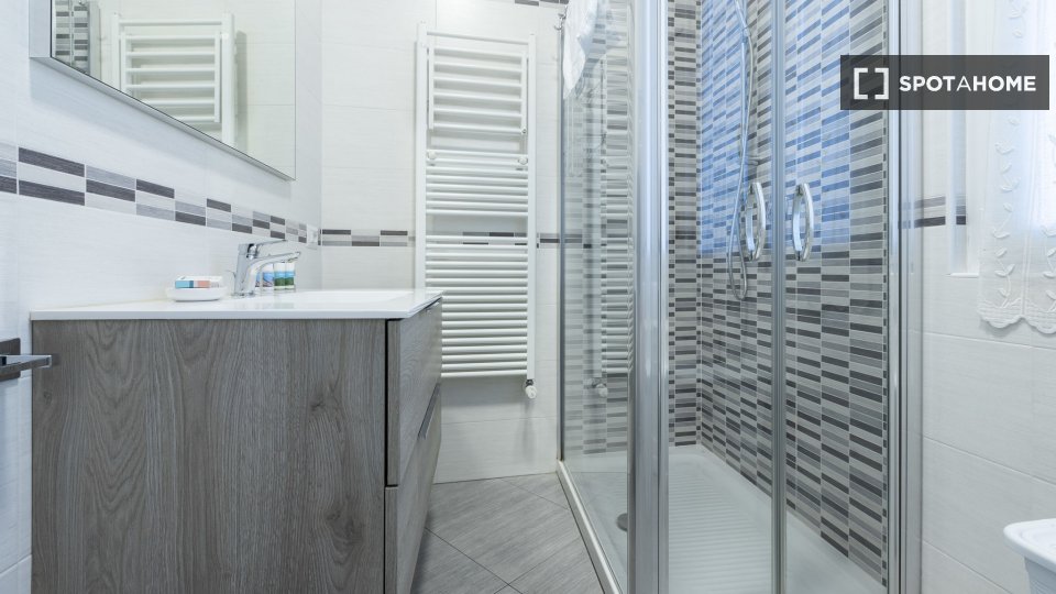 Apartment Milan, 1 bed, 65m² — photo 13