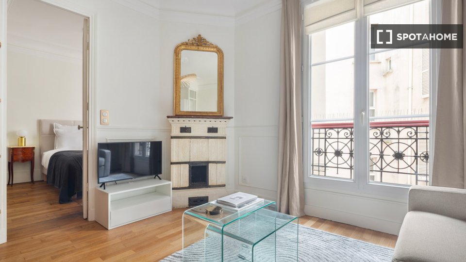 Apartment Paris, 1 bed, 33m² — photo 1