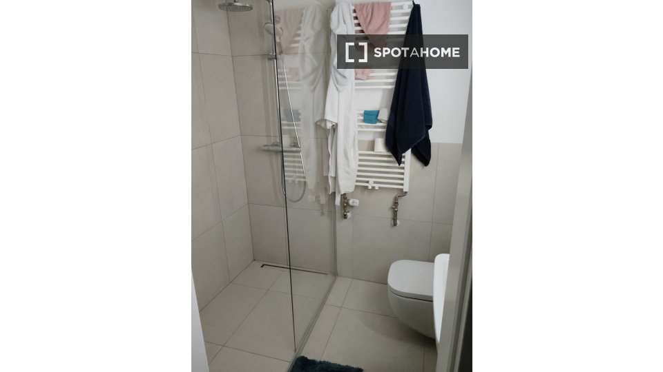 Double room Munich, 5 beds, 90m² — photo 9