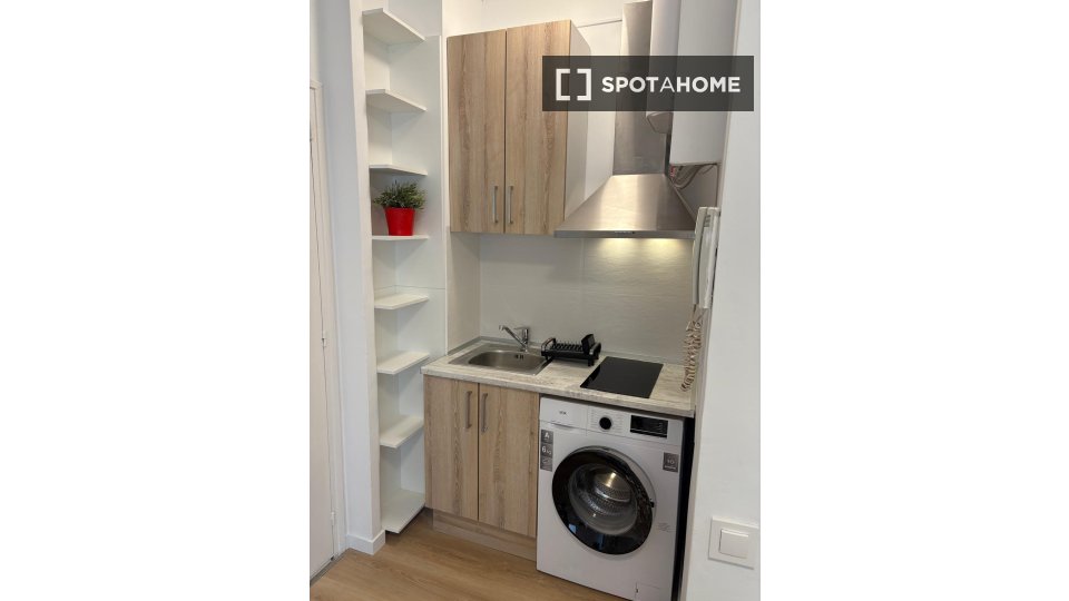 Apartment mono Barcelona, 27m² — photo 9